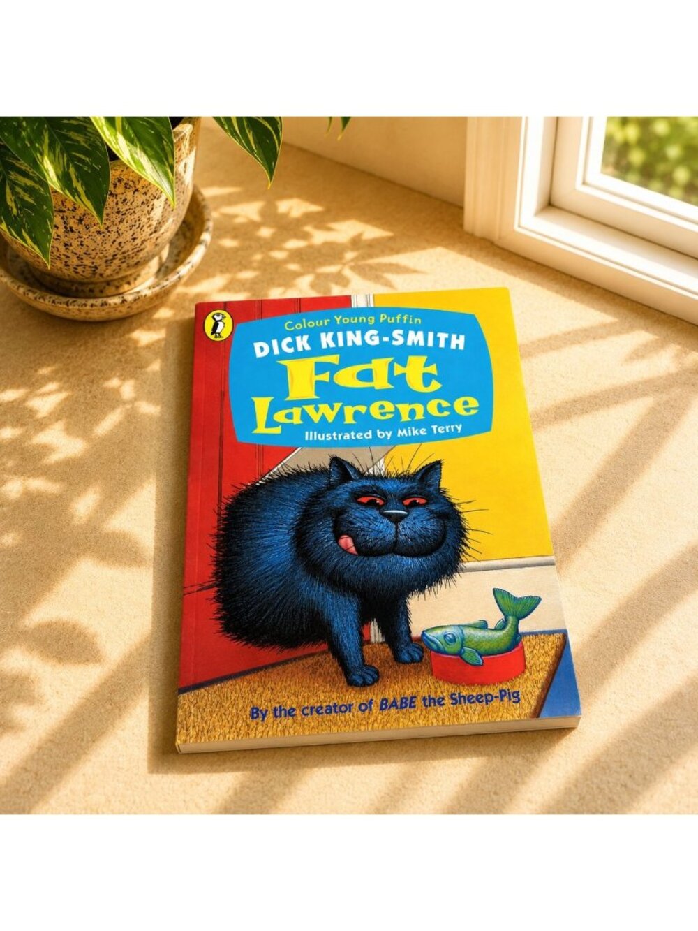 Dick King-Smith Fat Lawrence Paperback 2001 Puffin Books Illustrated By Mike Ter